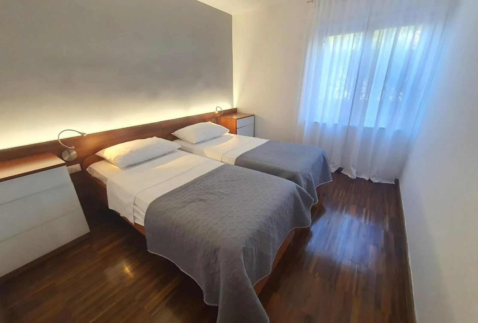 Villa Oliva トゥラニ
